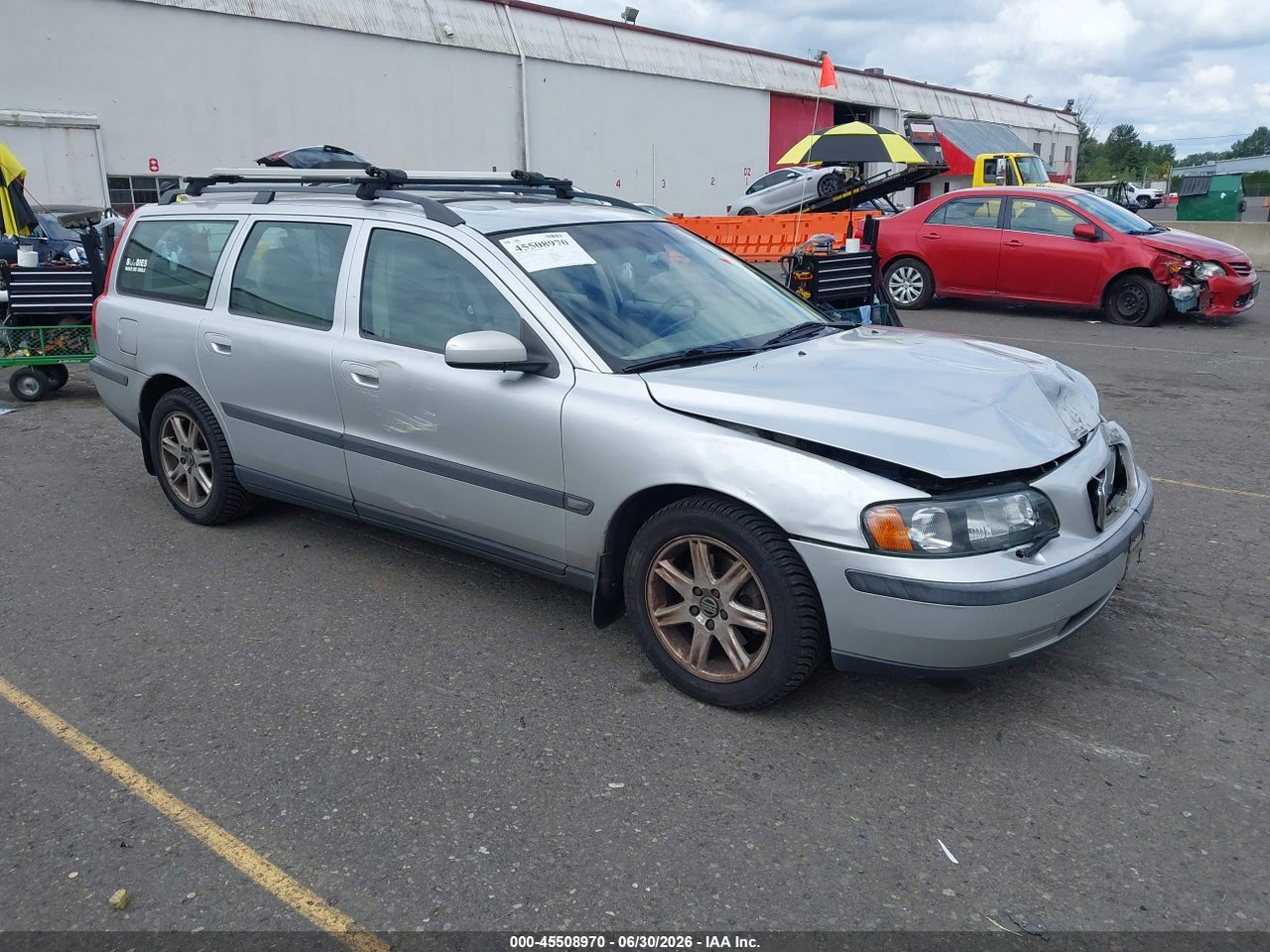 2004 VOLVO V70 2.4
