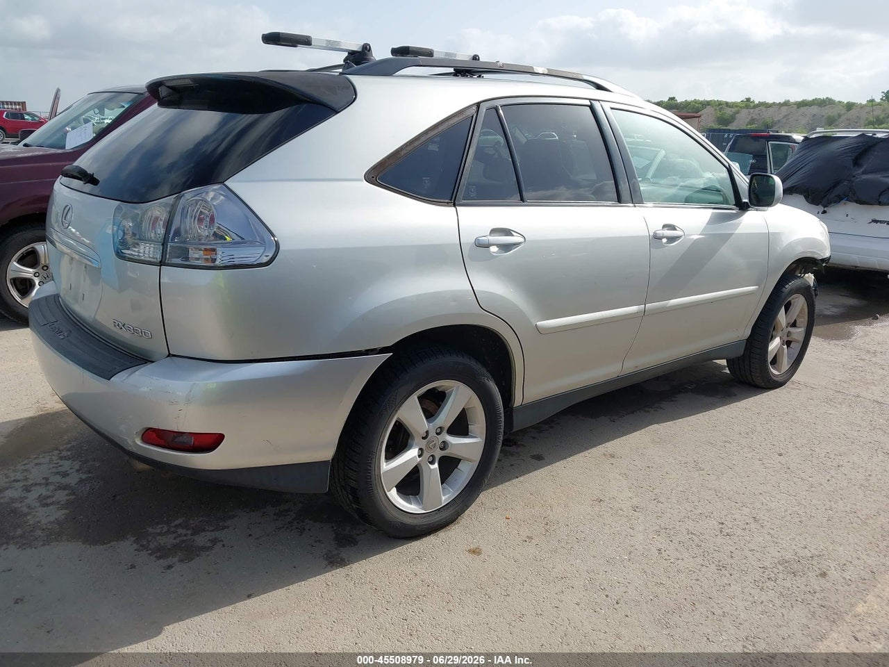 2005 LEXUS RX 330   · 4/11