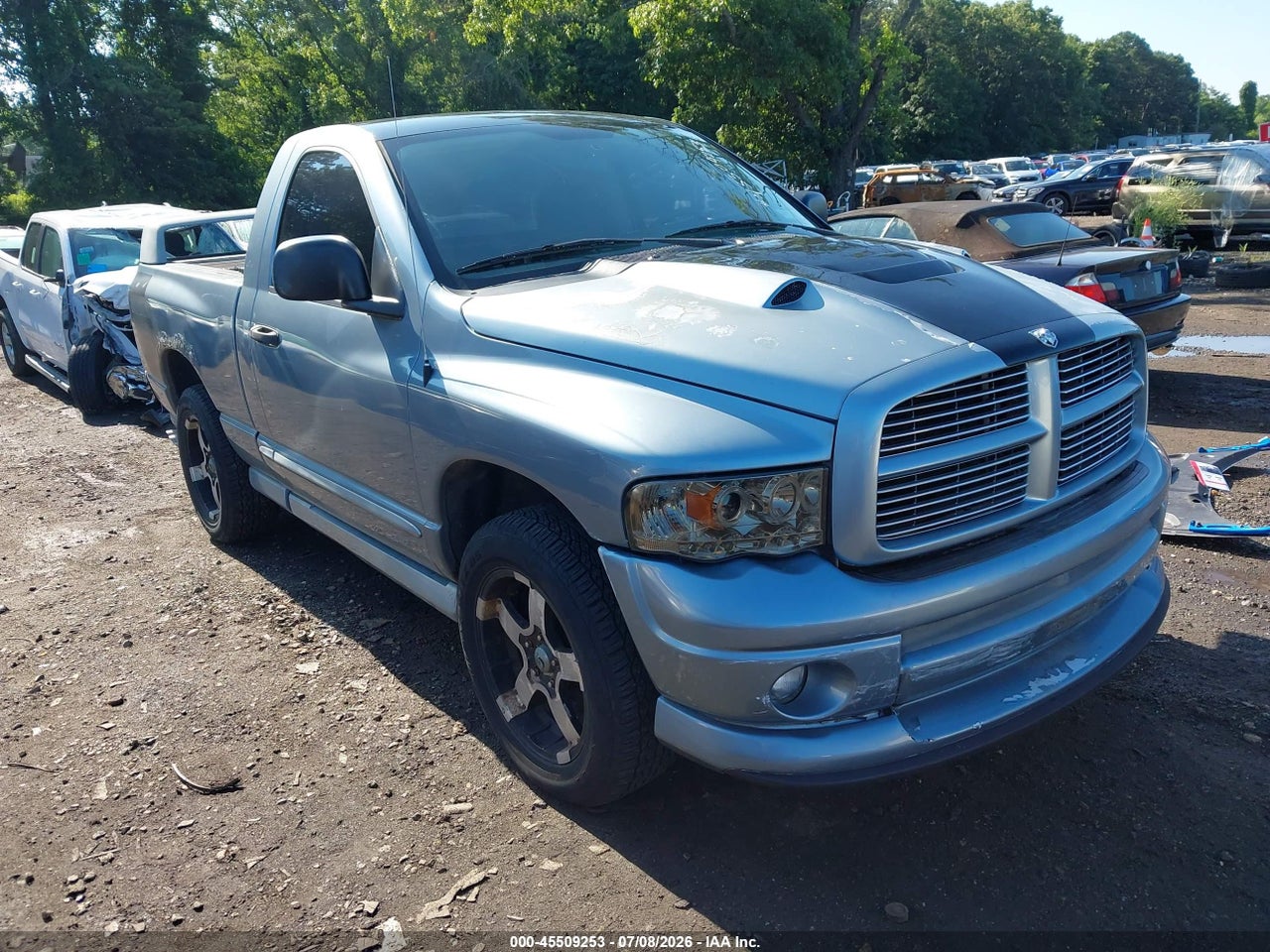 1D7HU16D45J****** · 2005 DODGE RAM 1500 SLT/LARAMIE
