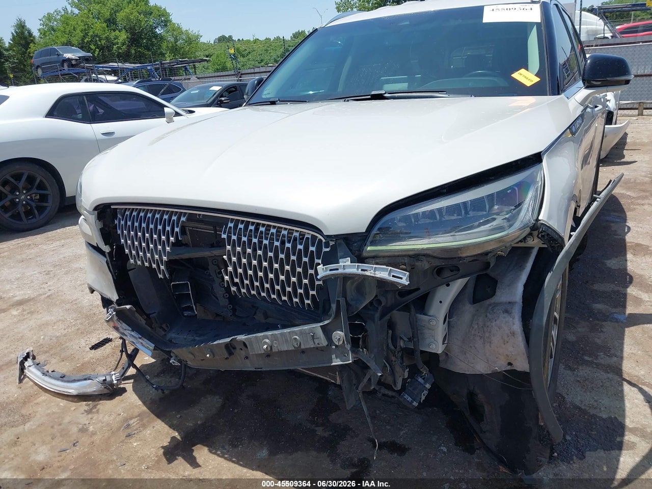 2021 LINCOLN AVIATOR STANDARD · 6/11