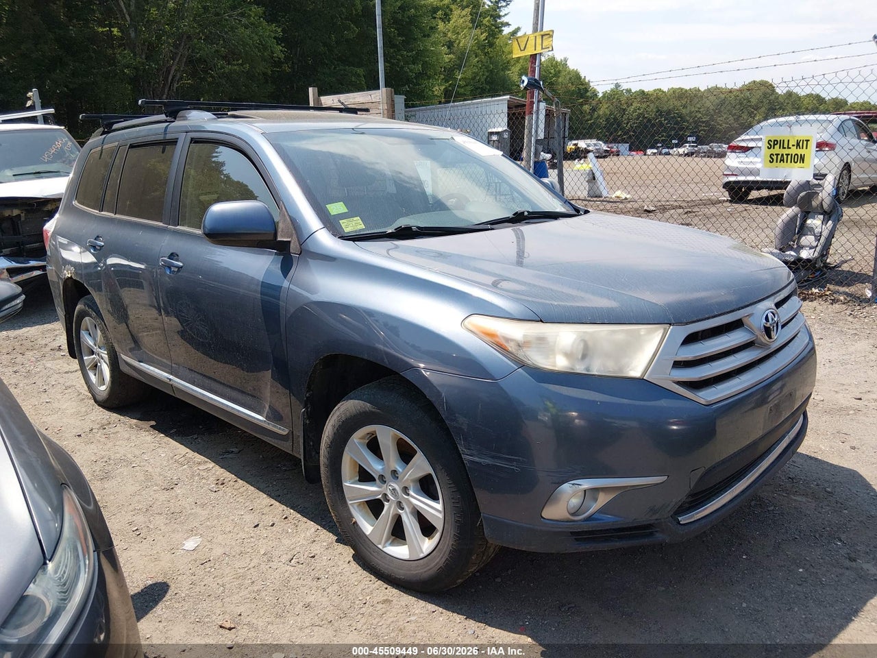 5TDBK3EH1BS****** · 2011 TOYOTA HIGHLANDER SE V6
