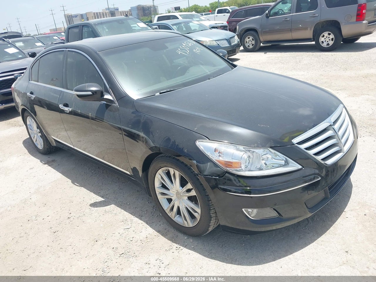 KMHGC4DF2BU****** · 2011 HYUNDAI GENESIS 4.6