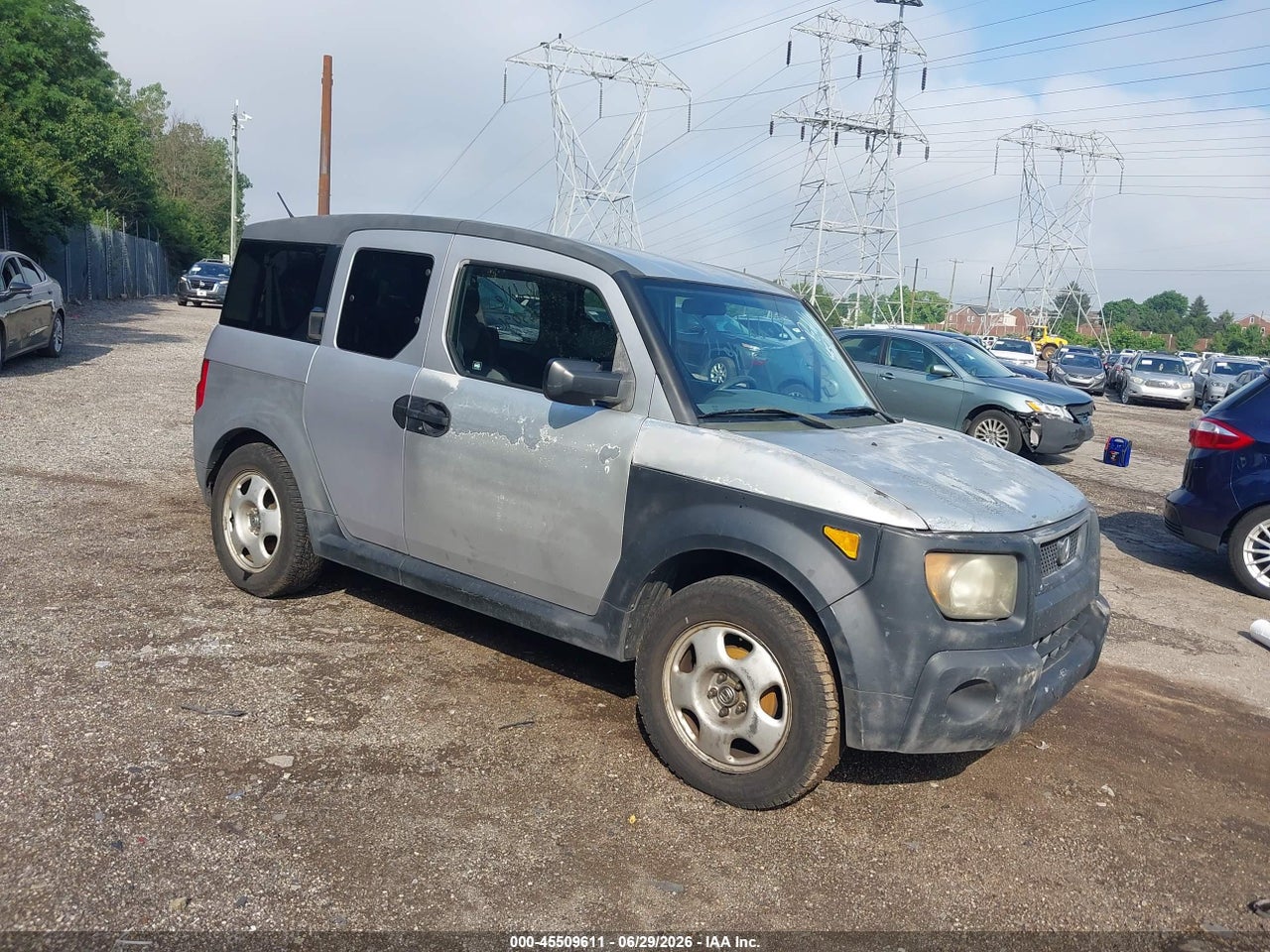5J6YH28315L****** · 2005 HONDA ELEMENT LX