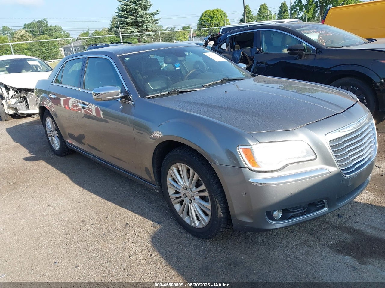 2C3CK6CT3BH****** · 2011 CHRYSLER 300C AWD