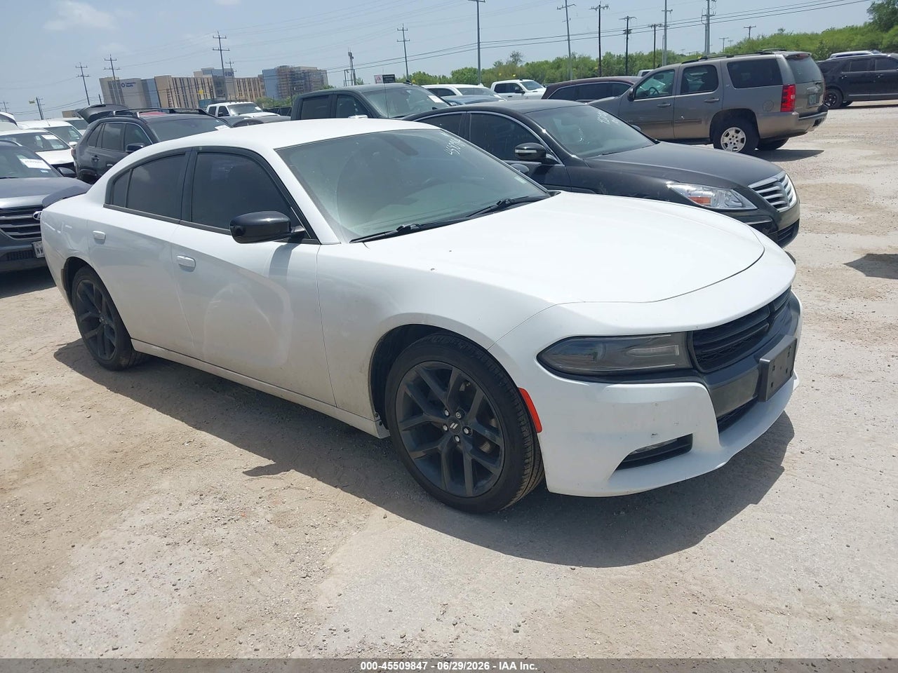 2C3CDXBG4KH****** · 2019 DODGE CHARGER SXT RWD
