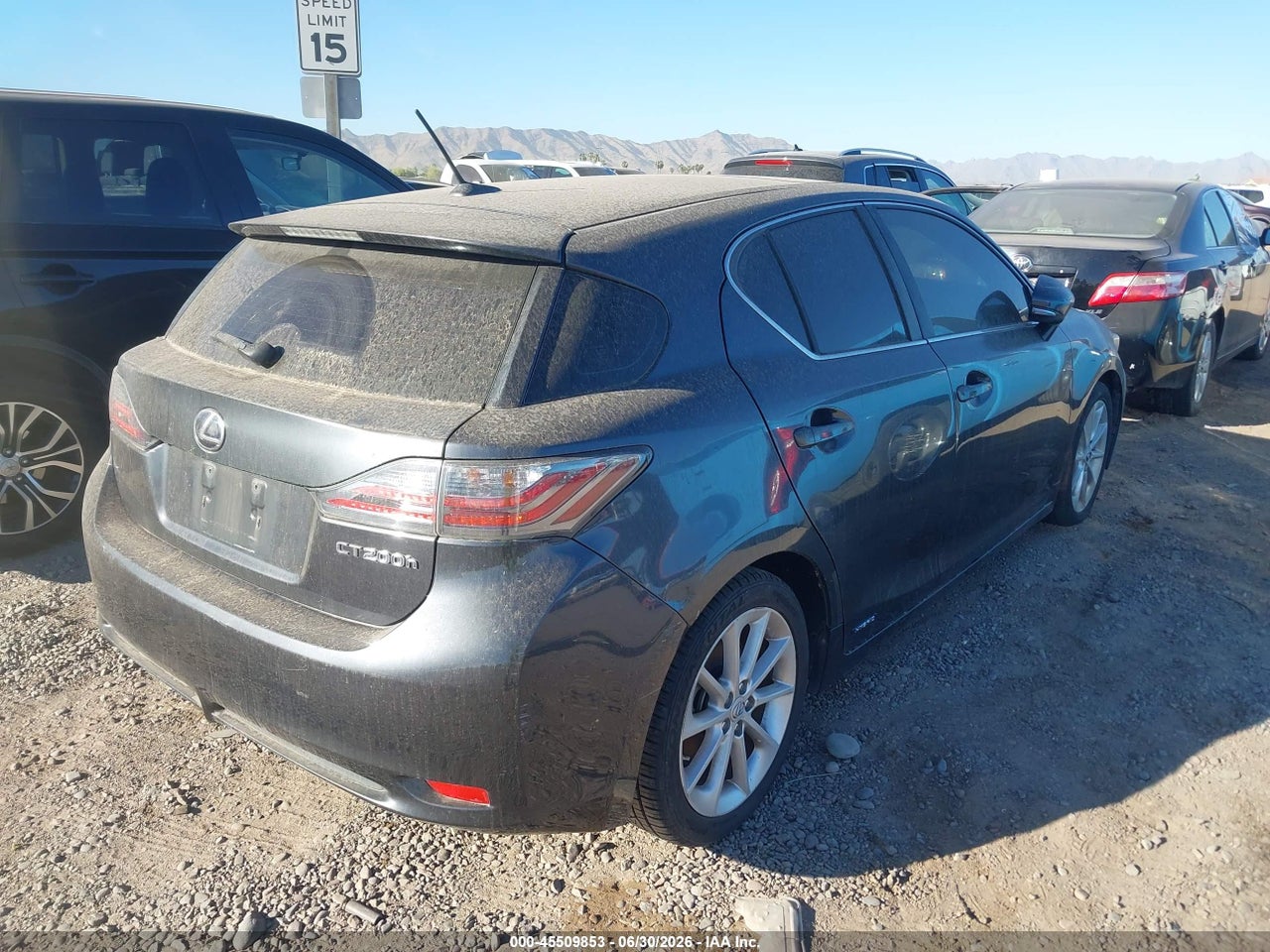 2011 LEXUS CT 200H PREMIUM · 4/11