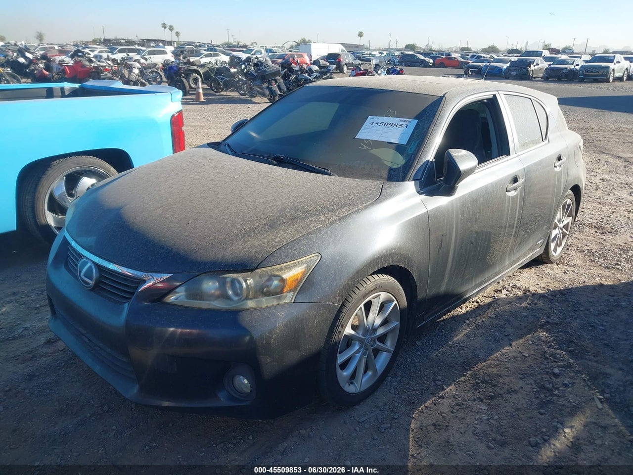 2011 LEXUS CT 200H PREMIUM · 2/11