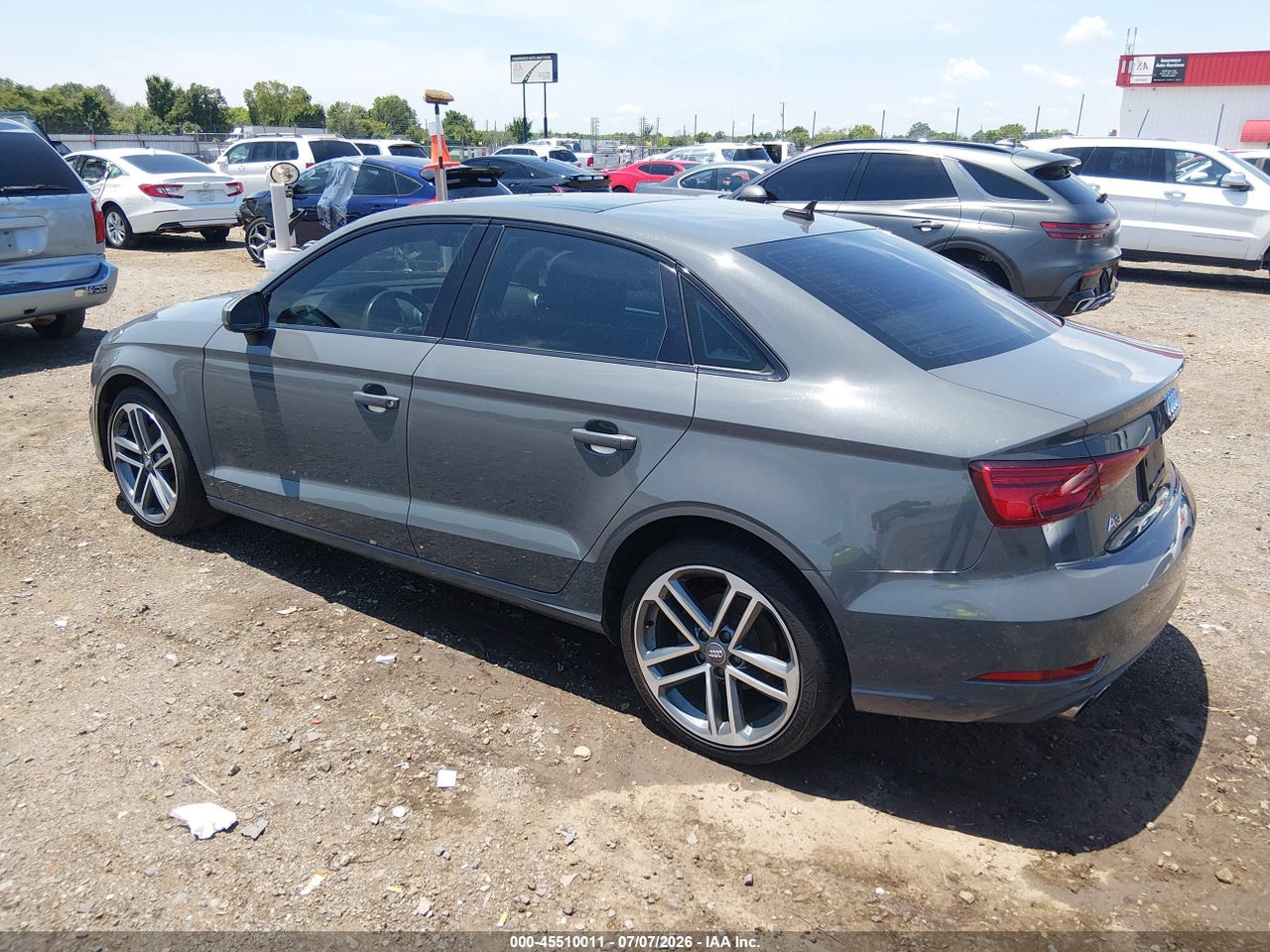 2020 AUDI A3 PREMIUM 40 TFSI FRONT-WHEEL DRIVE S TRONIC · 3/11