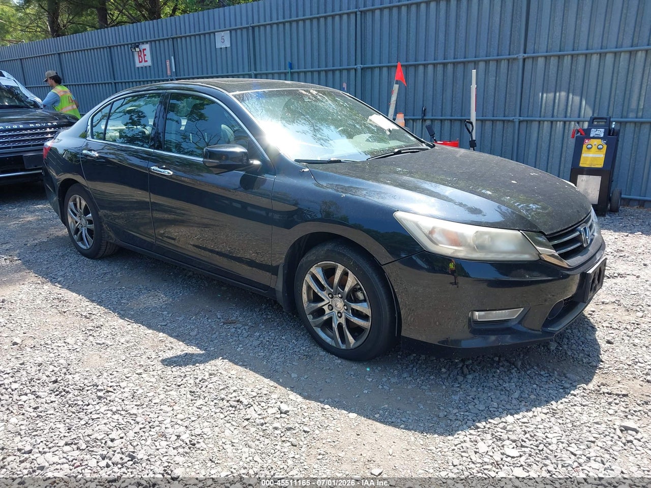1HGCR3F97DA****** · 2013 HONDA ACCORD TOURING