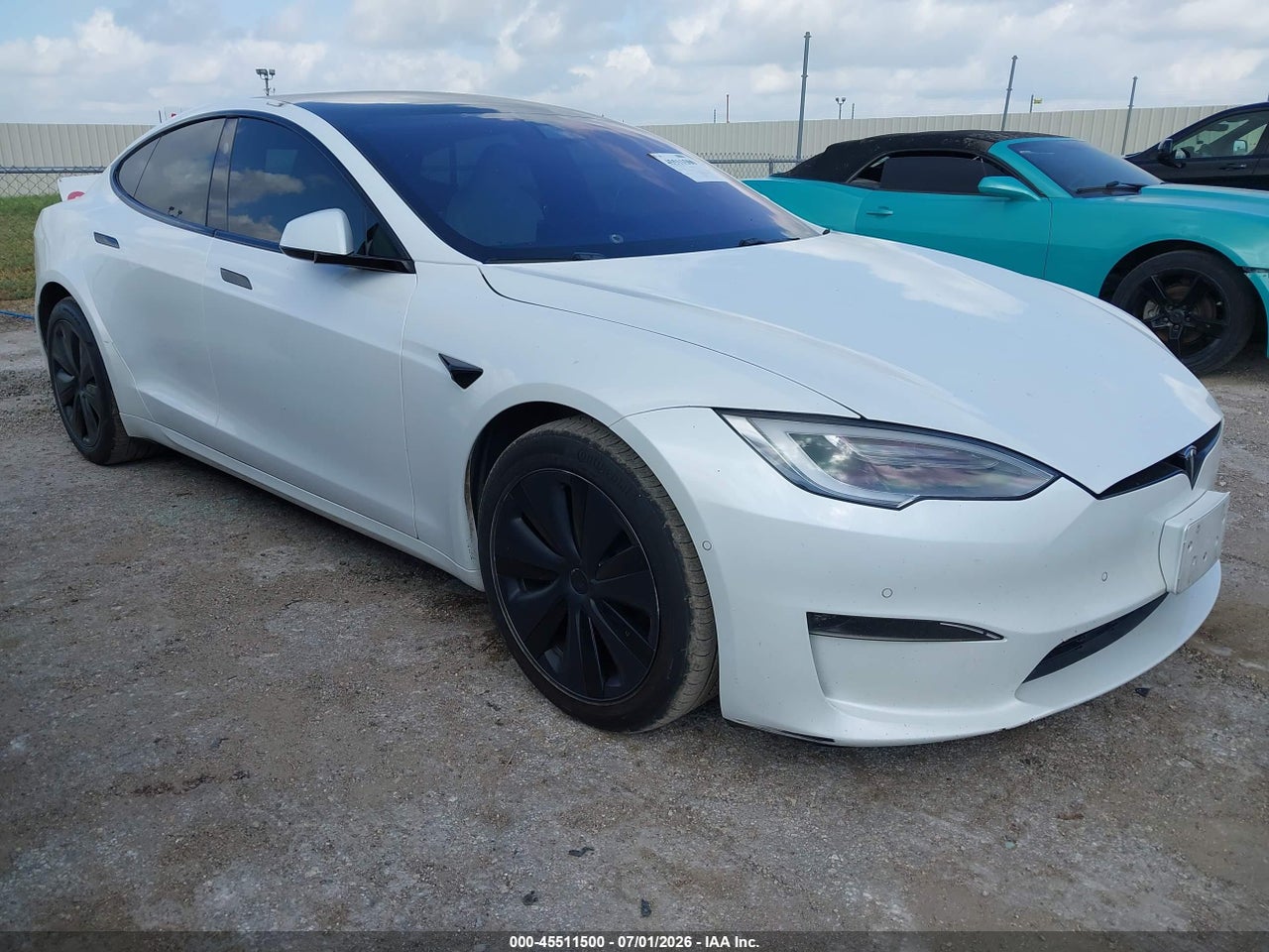 5YJSA1E69NF****** · 2022 TESLA MODEL S PLAID TRI MOTOR ALL-WHEEL DRIVE