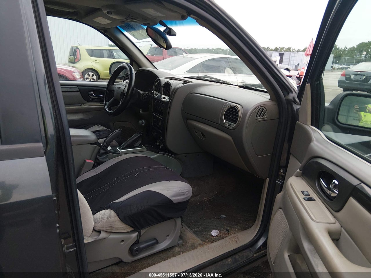 2004 GMC ENVOY SLE · 5/11