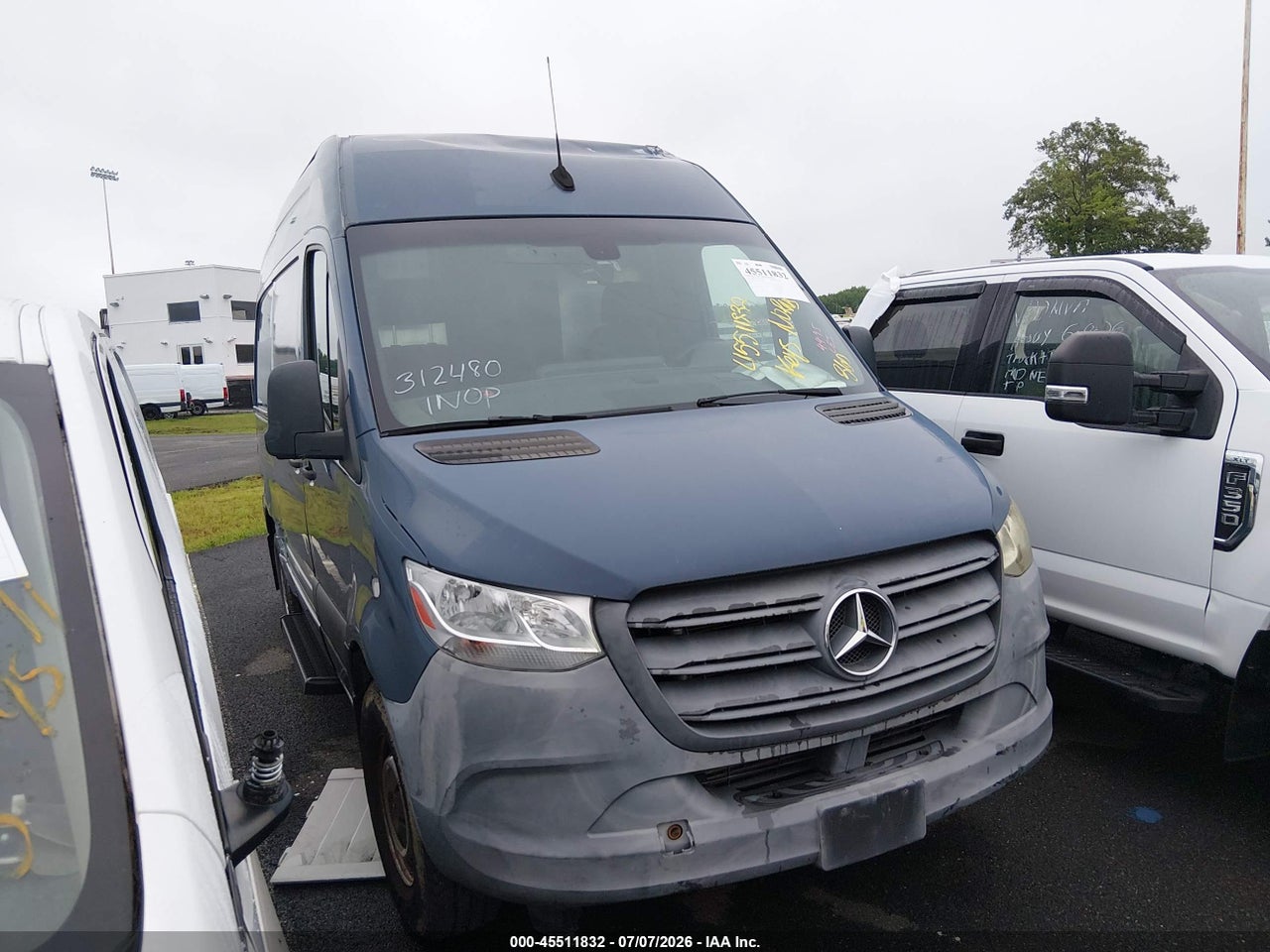 WD4PF0CD1KT****** · 2019 MERCEDES-BENZ SPRINTER 2500 STANDARD ROOF V6