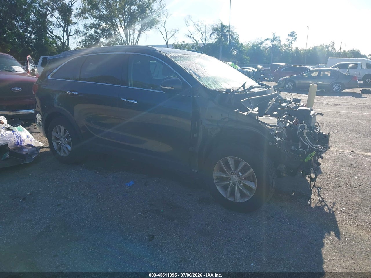 5XYPG4A39JG****** · 2018 KIA SORENTO 2.4L LX