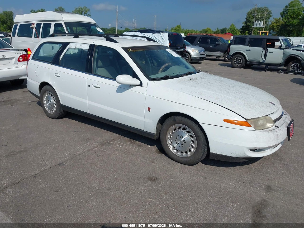 1G8JW82R0YY****** · 2000 SATURN LW2