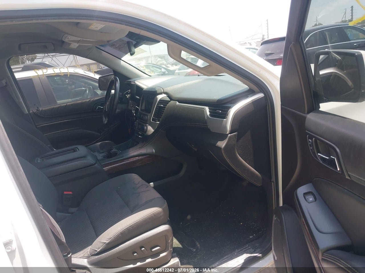 2016 GMC YUKON XL SLE · 5/11