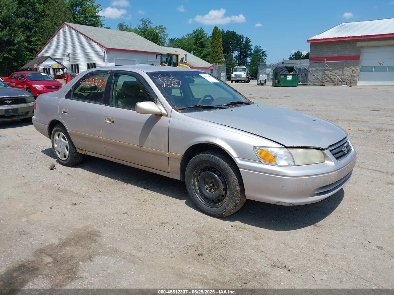 4T1BG22K2YU****** · 2000 TOYOTA CAMRY LE