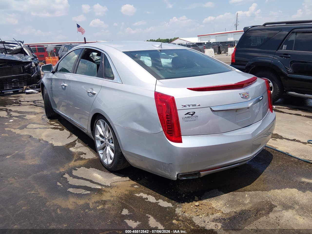 2016 CADILLAC XTS LUXURY COLLECTION · 3/10