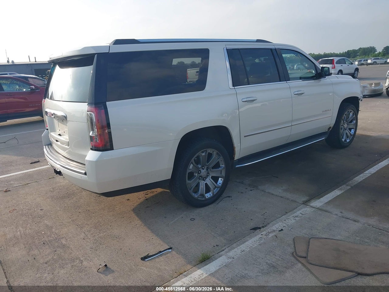 2015 GMC YUKON XL 1500 DENALI · 4/11