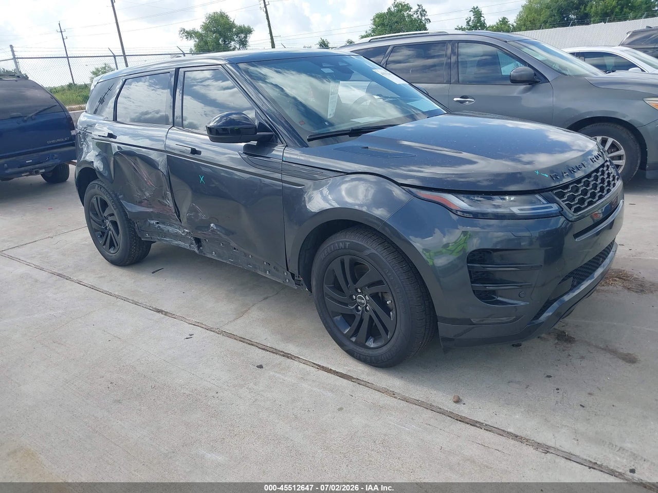 SALZT2FX4NH****** · 2022 LAND ROVER RANGE ROVER EVOQUE R-DYNAMIC S