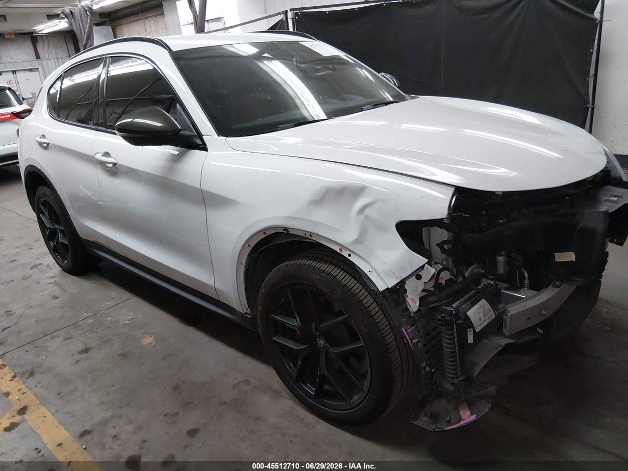ZASPAJAN3K7****** · 2019 ALFA ROMEO STELVIO RWD