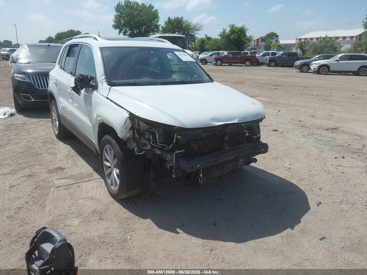 WVGSV7AX2HW****** · 2017 VOLKSWAGEN TIGUAN 2.0T WOLFSBURG EDITION