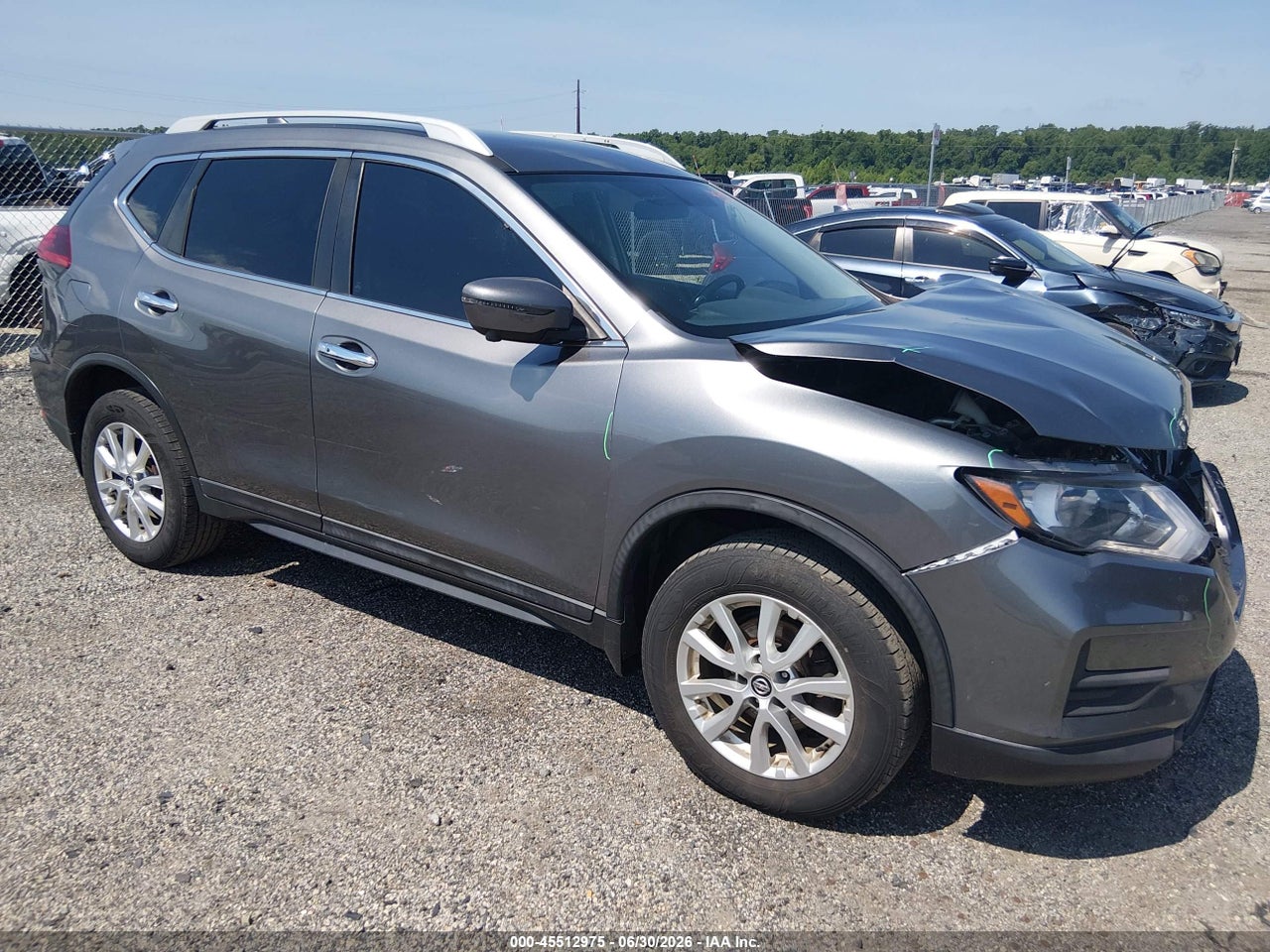 5N1AT2MV7JC****** · 2018 NISSAN ROGUE SV