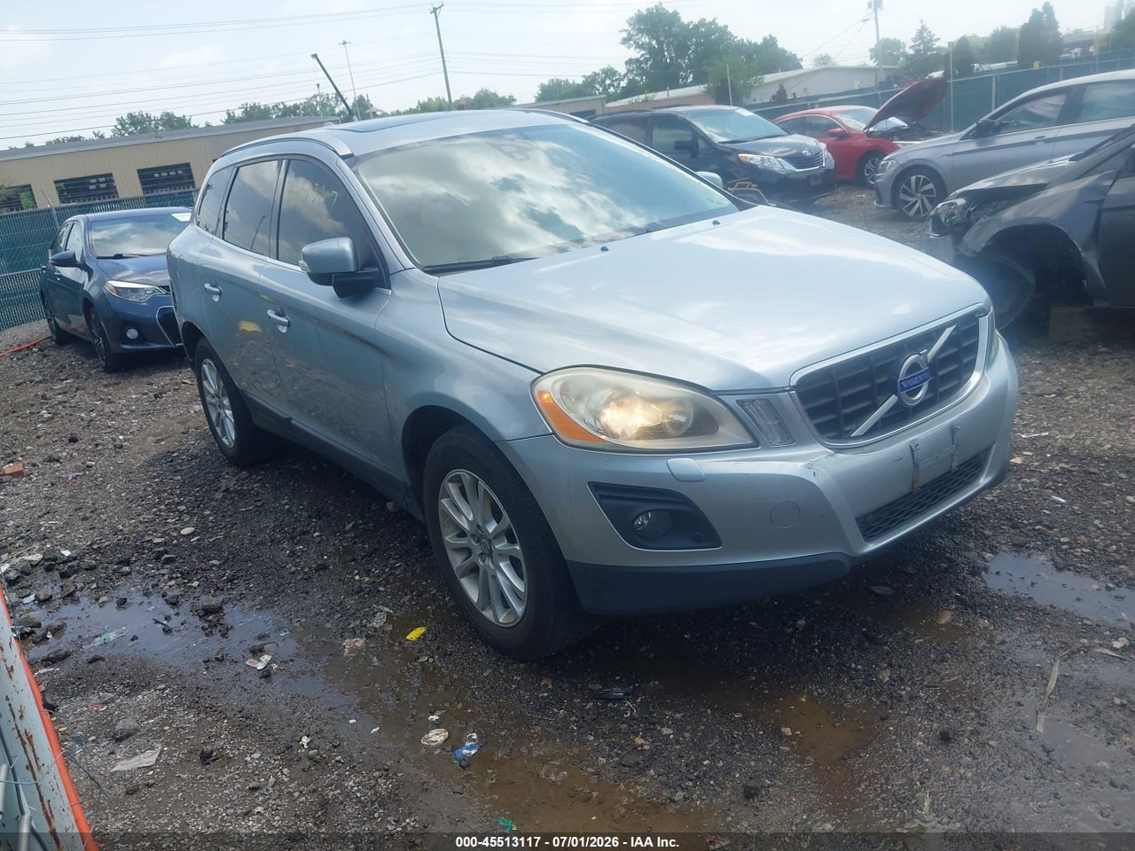 YV4992DZ3A2****** · 2010 VOLVO XC60 T6/T6 R-DESIGN