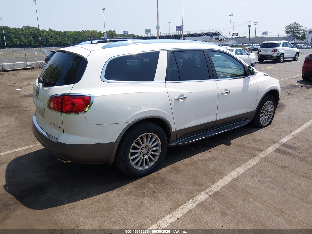 2011 BUICK ENCLAVE CX · 4/11
