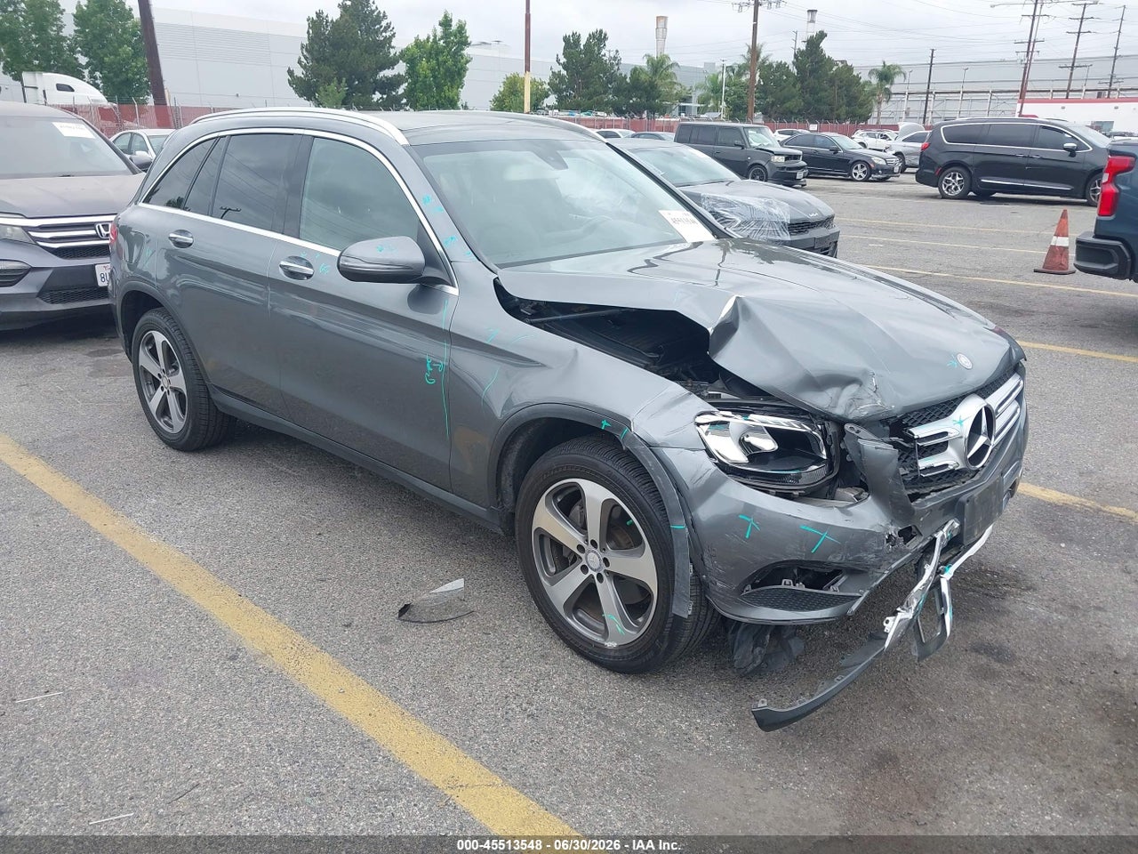 WDC0G4JB5GF****** · 2016 MERCEDES-BENZ GLC 300