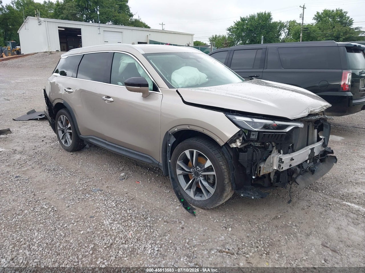2022 INFINITI QX60 LUXE AWD