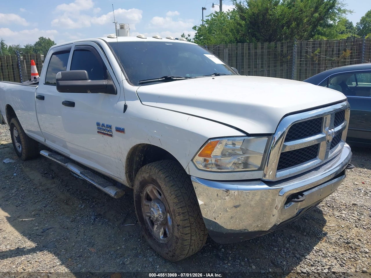 3C6UR5HJ6JG****** · 2018 RAM 2500 TRADESMAN  4X4 8' BOX