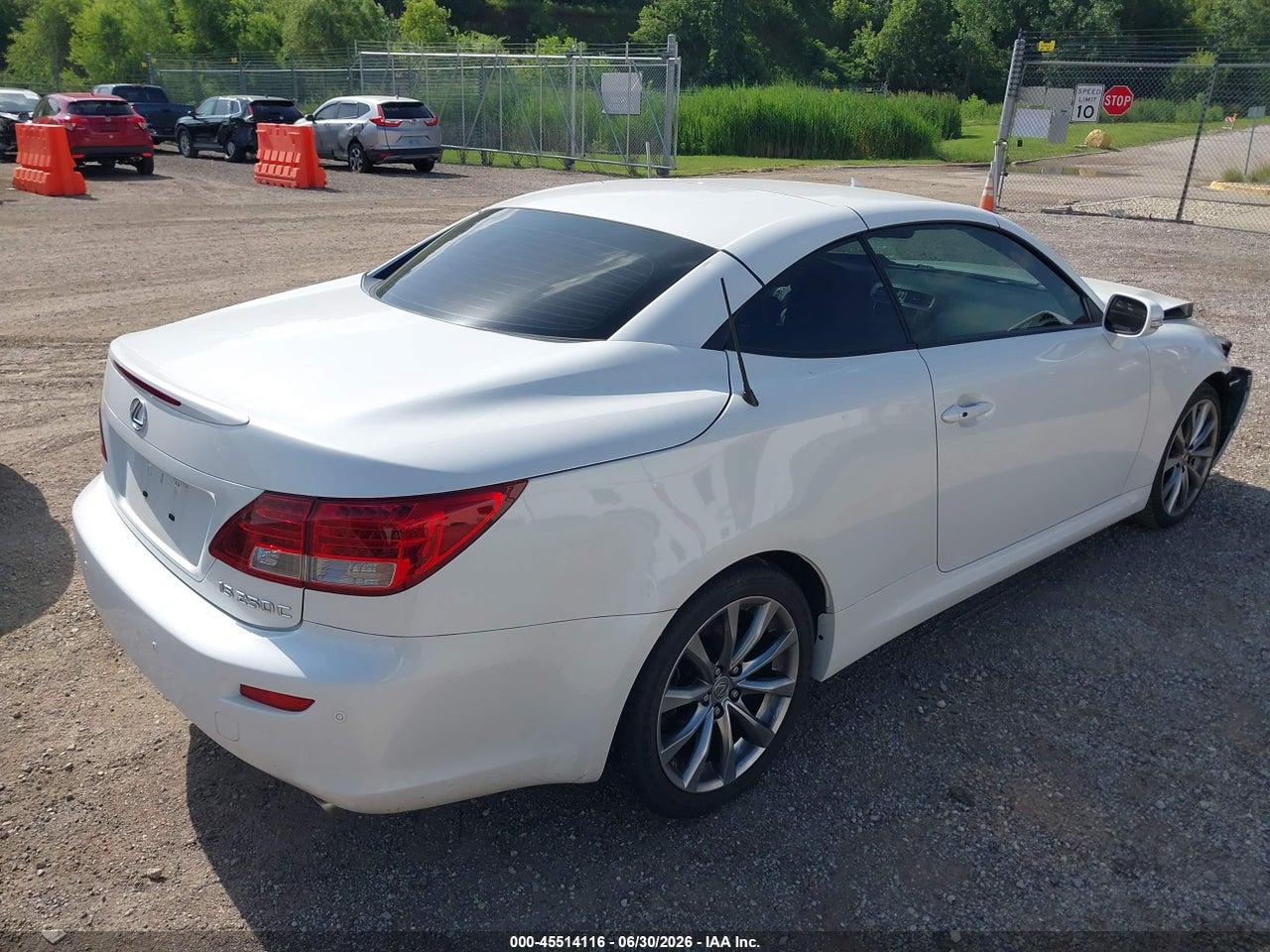2015 LEXUS IS 250C   · 4/8