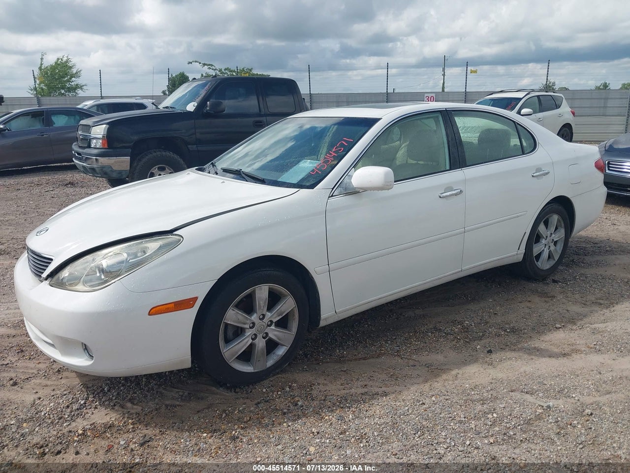 2006 LEXUS ES 330   · 2/11
