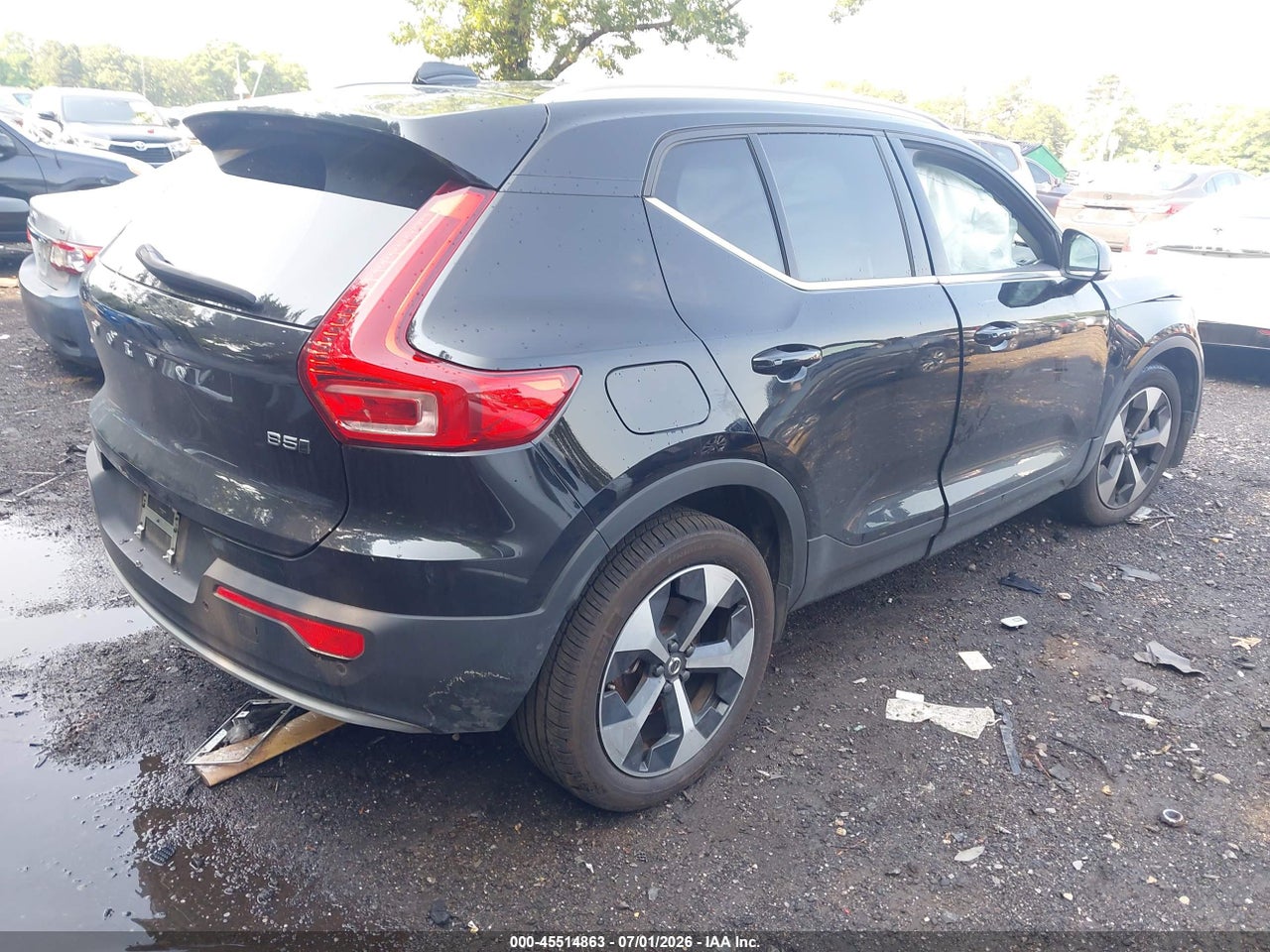 2025 VOLVO XC40 B5 CORE BRIGHT THEME · 4/4