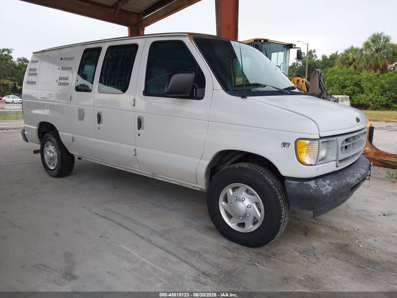 1FTNE24L62H****** · 2002 FORD E-250 COMMERCIAL/RECREATIONAL