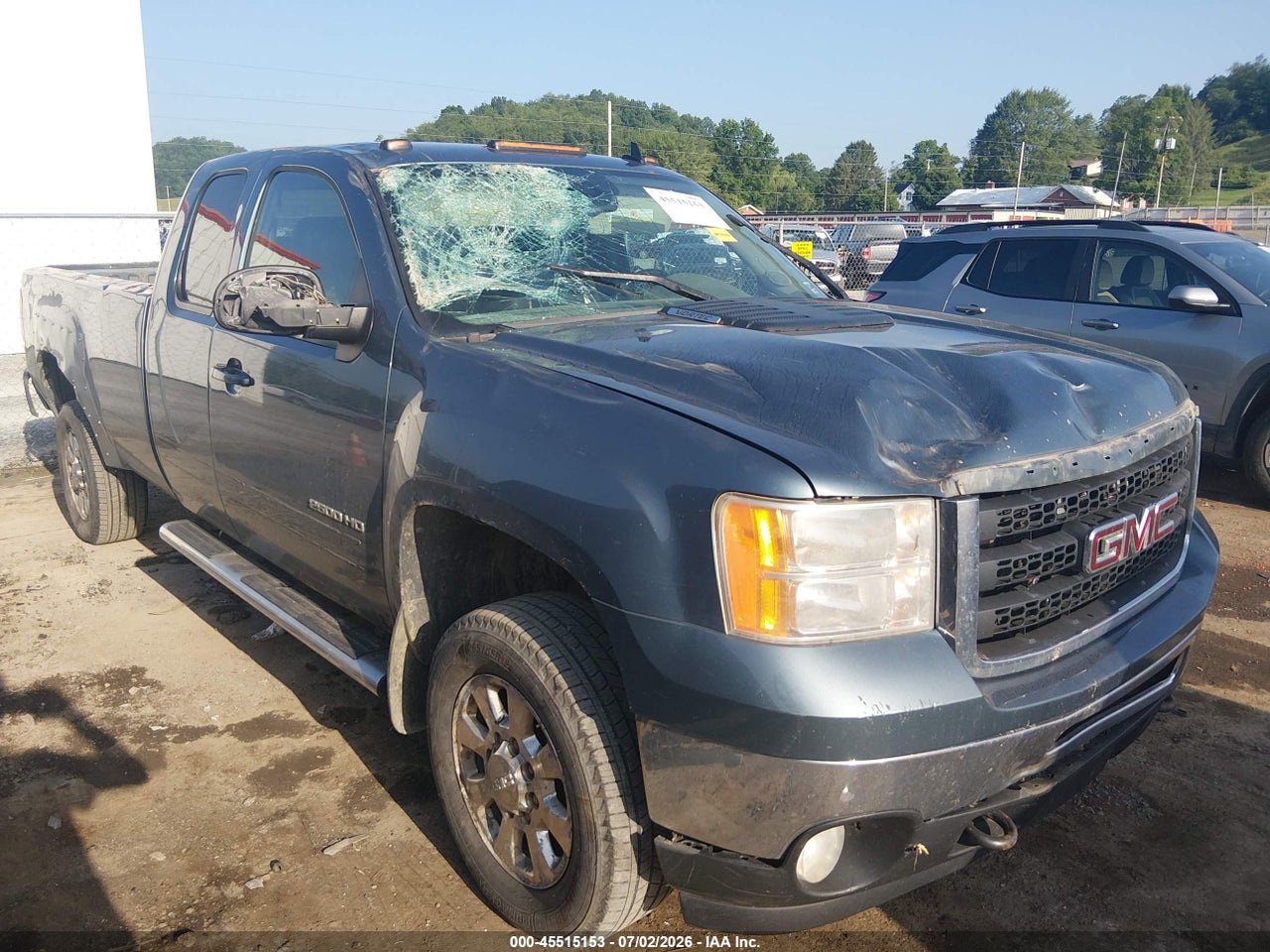 1GT221CG1CZ****** · 2012 GMC SIERRA 2500HD SLT