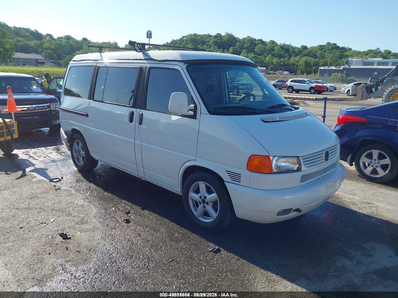 WV2NB47022H****** · 2002 VOLKSWAGEN EUROVAN MV