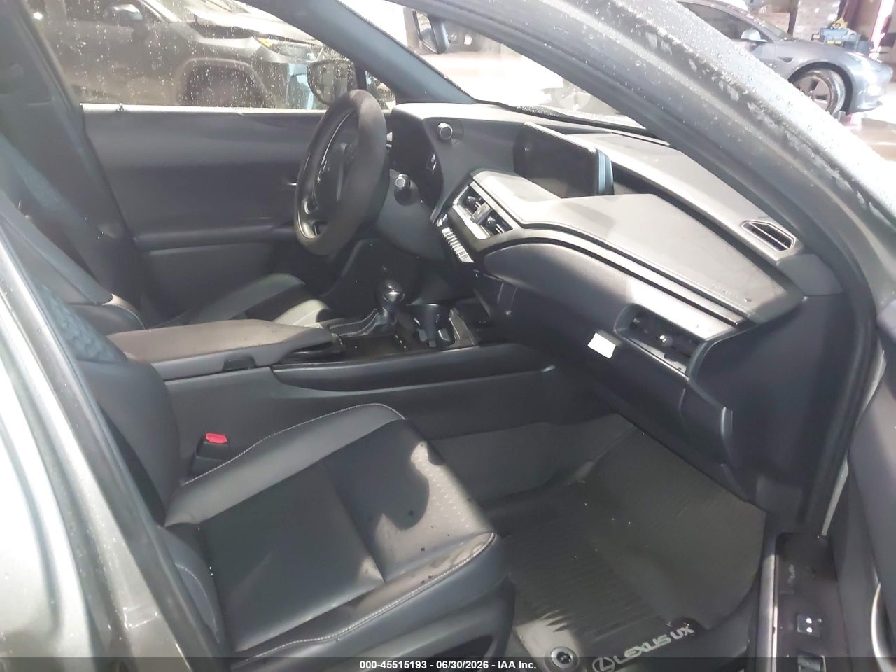 2020 LEXUS UX 200   · 5/11