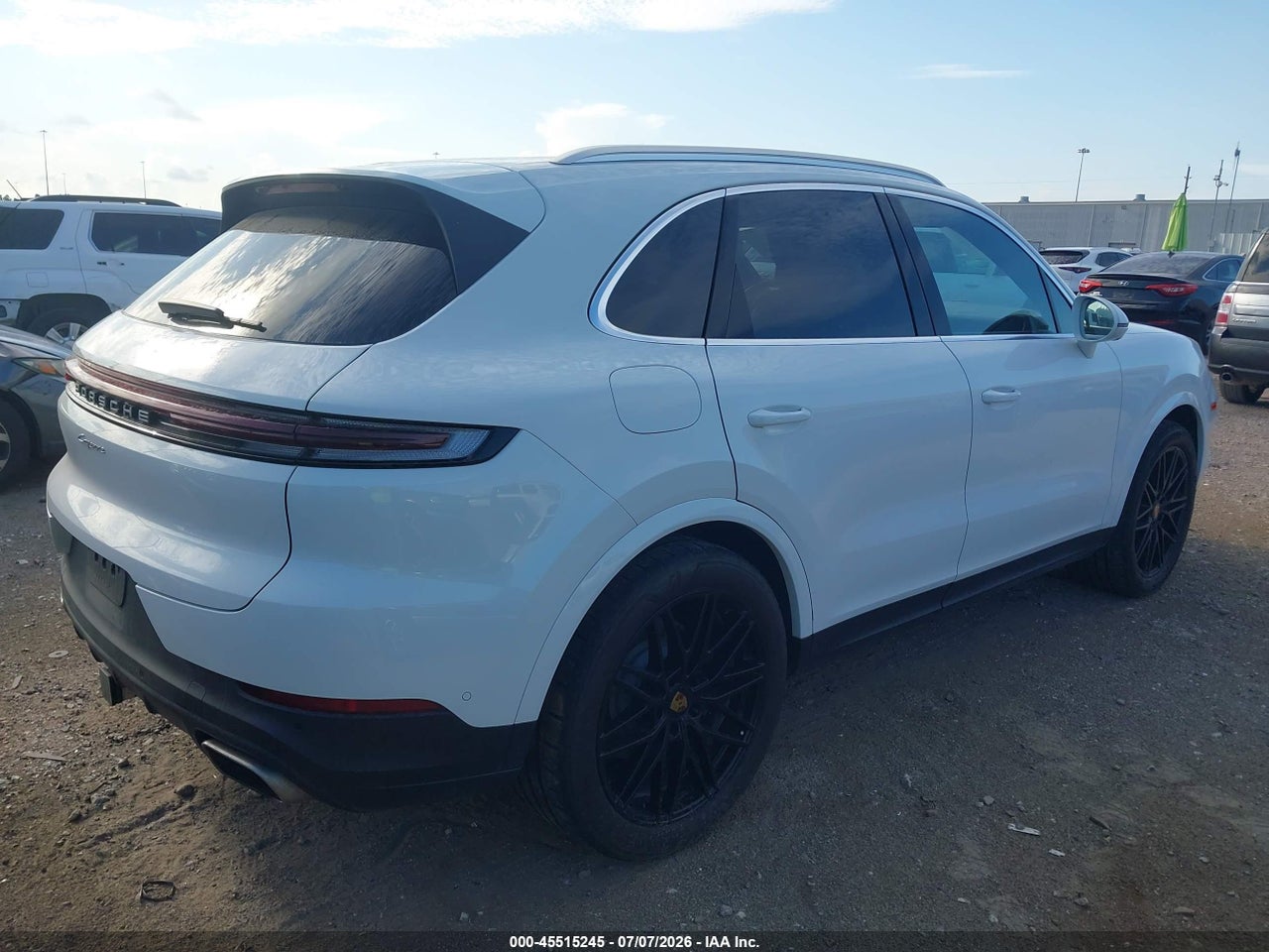 WP1AA2AY1RD****** · 2024 PORSCHE CAYENNE · 4/11