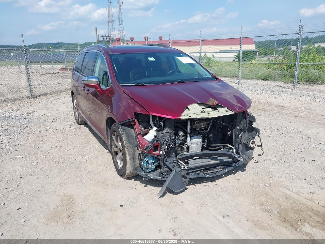 2C4RC1GG2JR****** · 2018 CHRYSLER PACIFICA LIMITED