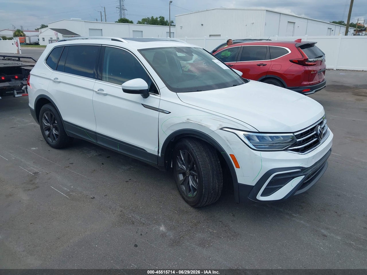 3VV3B7AX5NM****** · 2022 VOLKSWAGEN TIGUAN 2.0T SE