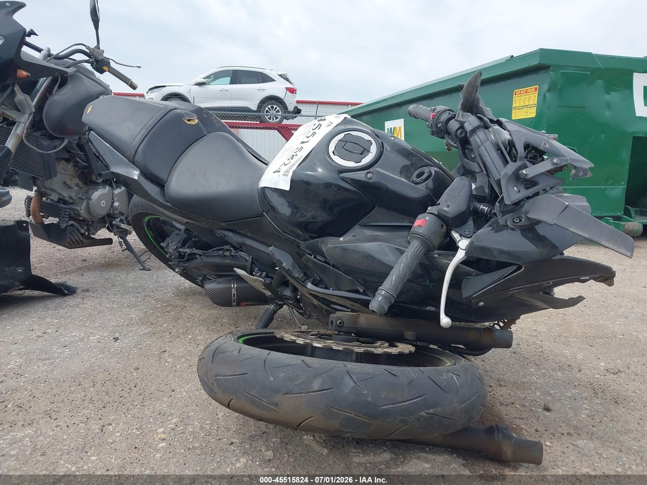 JKAEXEJ18KD****** · 2019 KAWASAKI EX650 J
