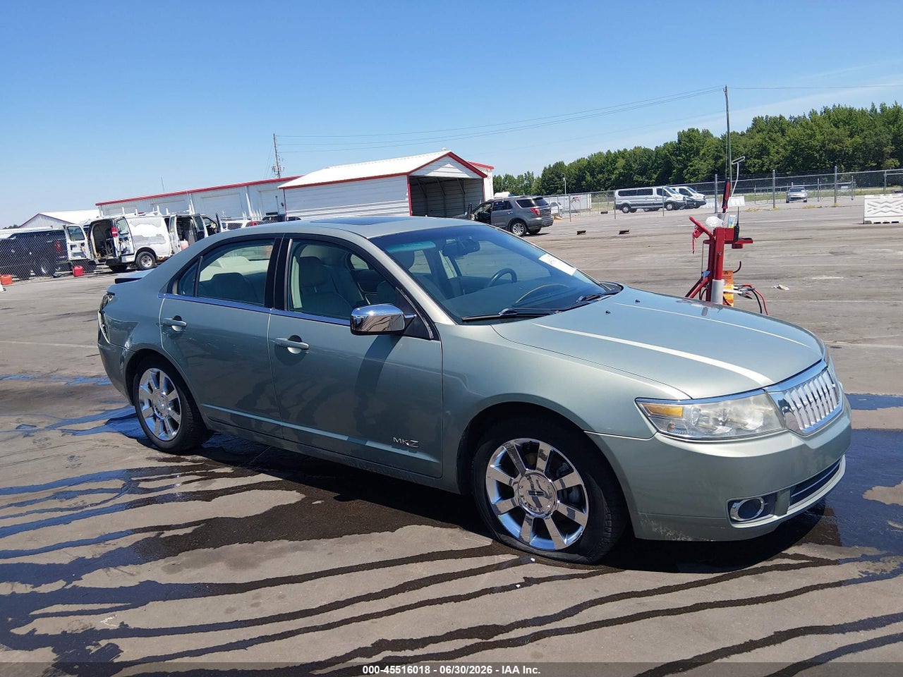3LNHM26T38R****** · 2008 LINCOLN MKZ