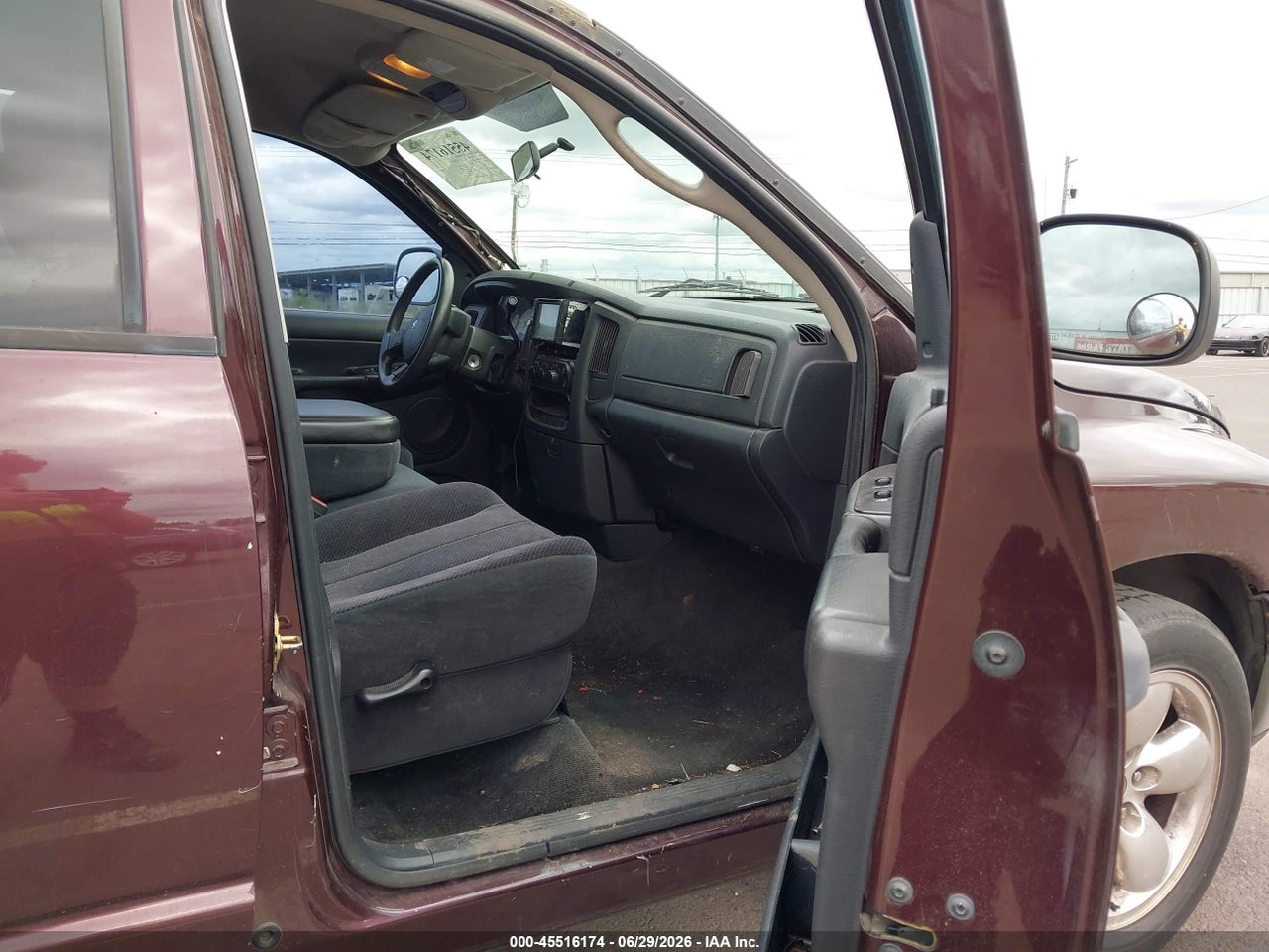 2004 DODGE RAM 1500 SLT/LARAMIE · 5/11