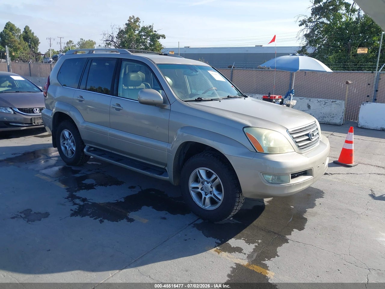 JTJBT20X740****** · 2004 LEXUS GX 470
