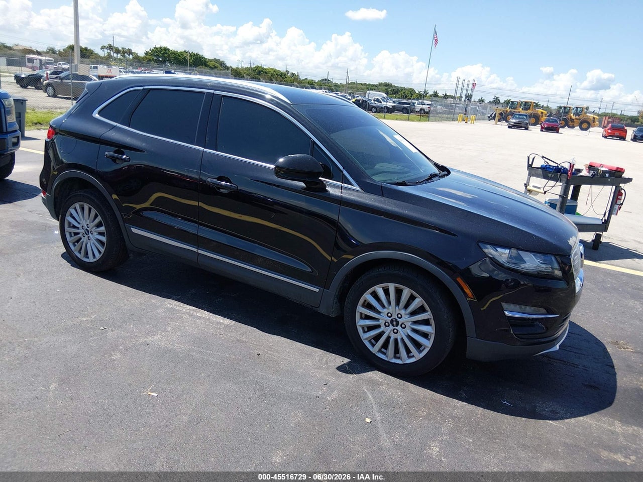 5LMCJ1C94KU****** · 2019 LINCOLN MKC STANDARD
