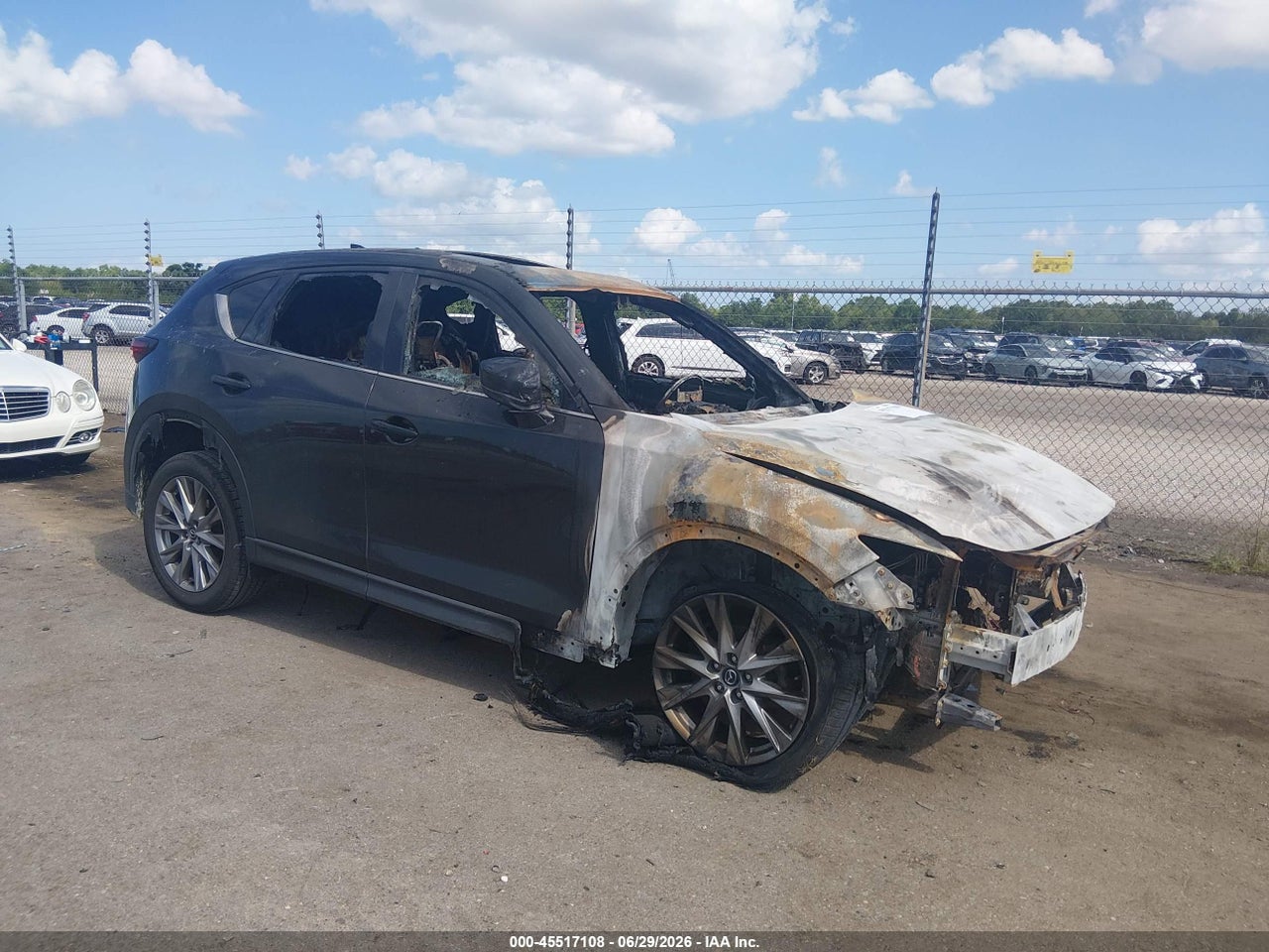 JM3KFADM2M1****** · 2021 MAZDA CX-5 GRAND TOURING