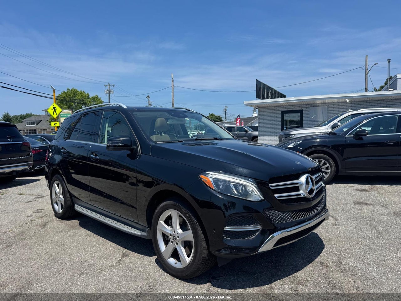 4JGDA5GB6KB****** · 2019 MERCEDES-BENZ GLE 400 4MATIC