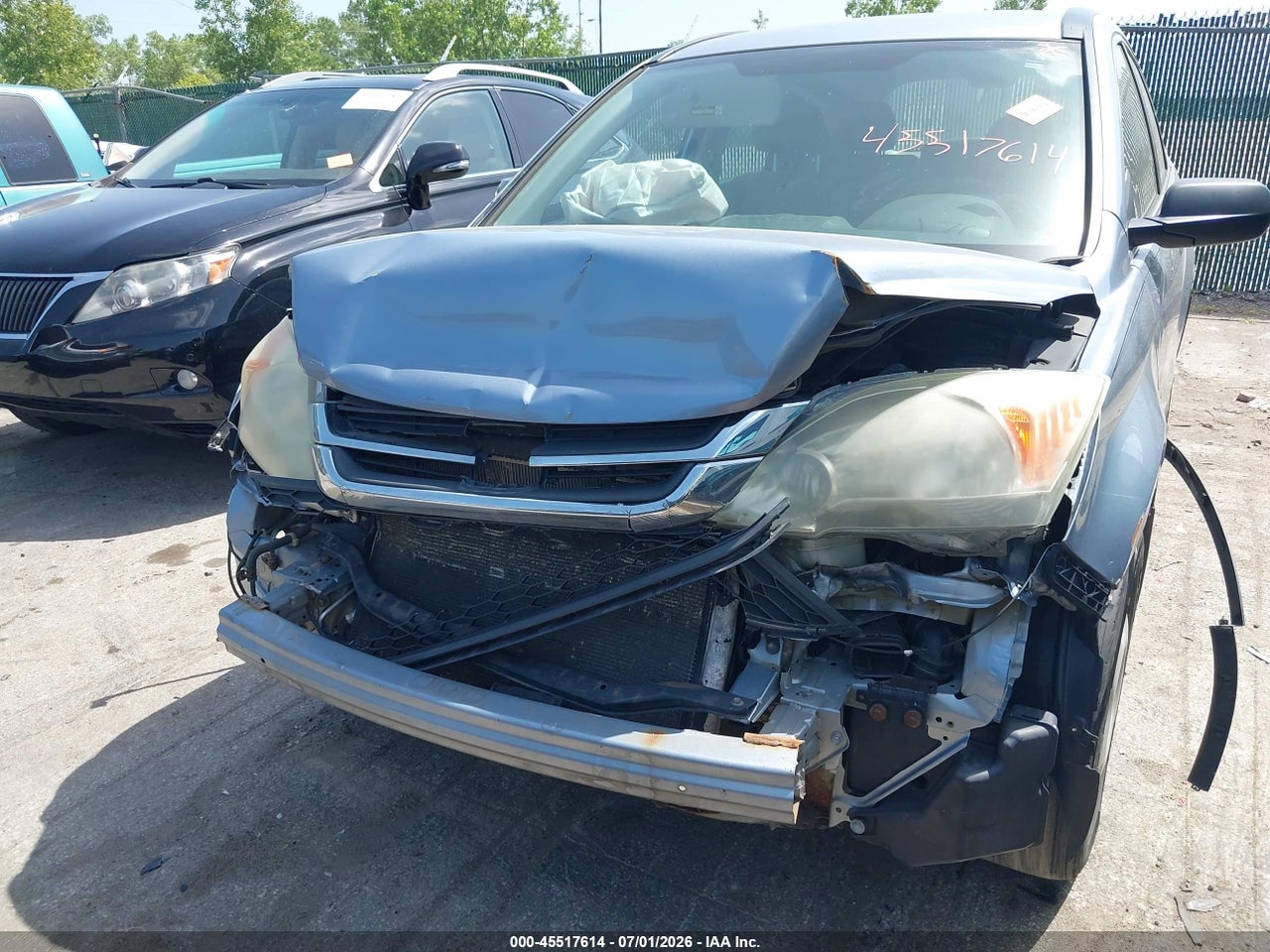 2011 HONDA CR-V LX · 6/11