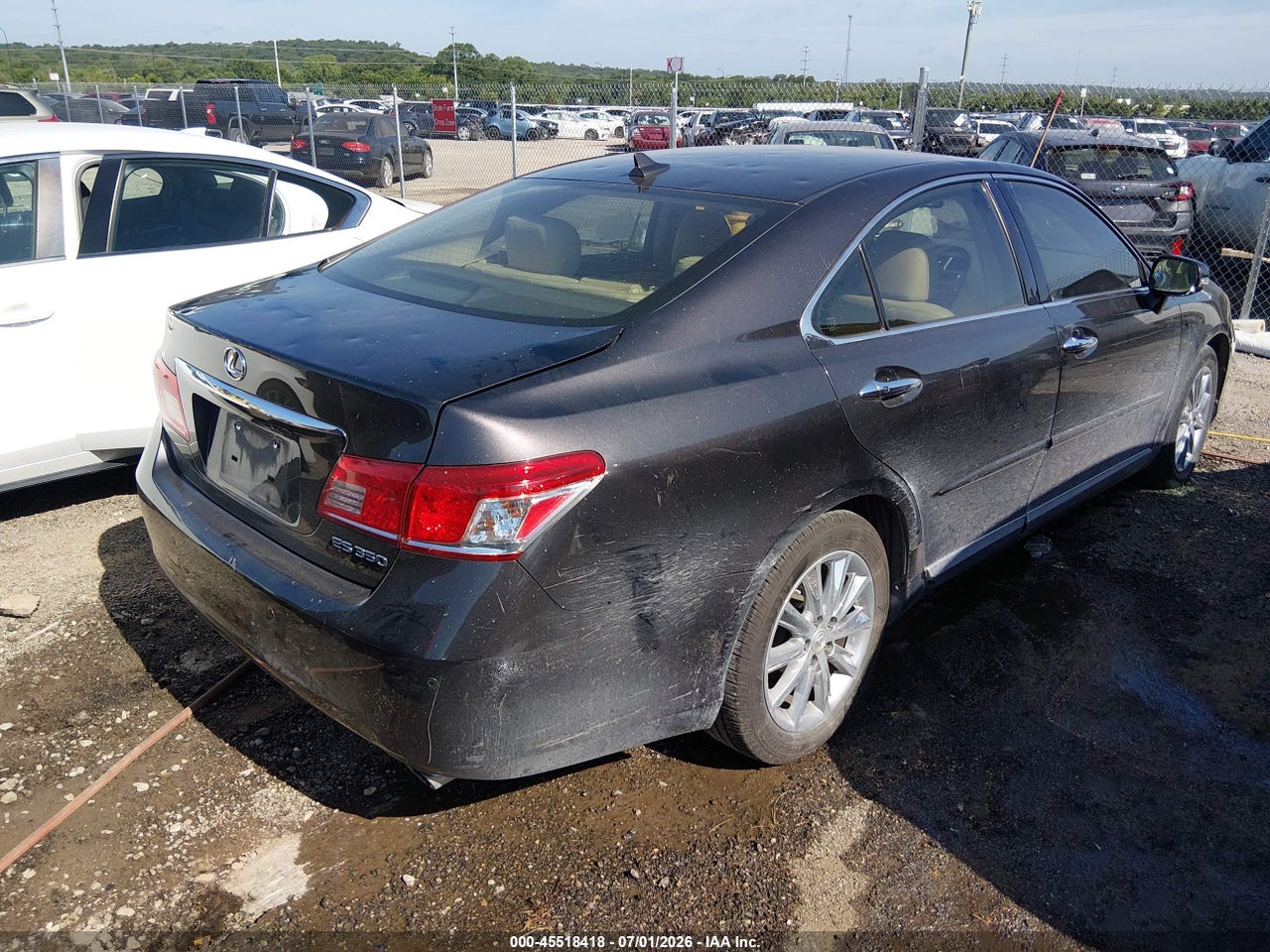 2011 LEXUS ES 350   · 4/11